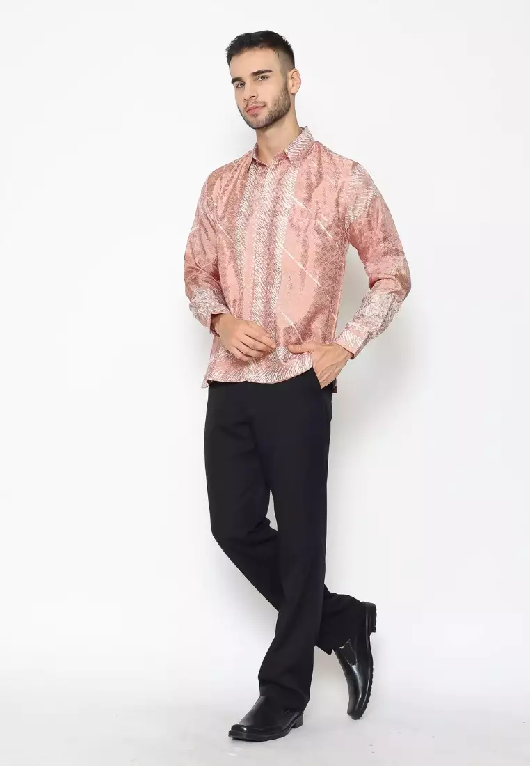 Rinjanie Batik - Batik Abstrak Modern Caramel - Kemeja Pria Batik - Kemeja Batik Lokal Indonesia - Batik Cap -  KRJI - CR 