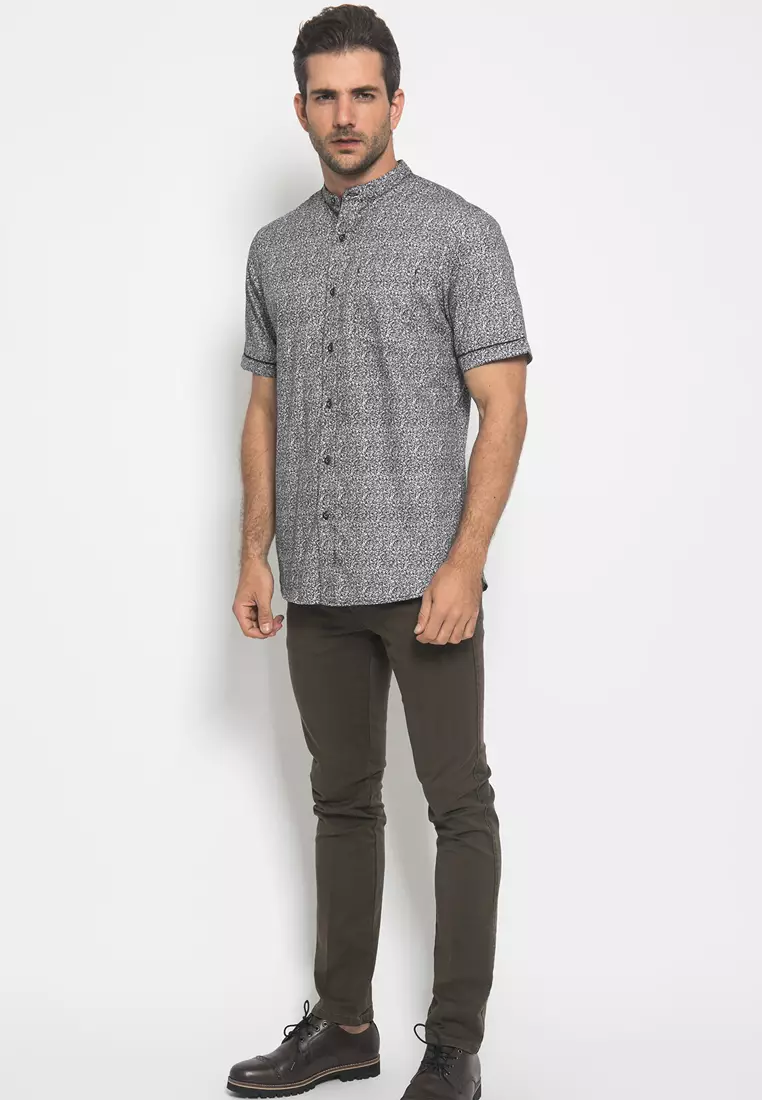 Johnwin - Kemeja Casual - Kemeja Pria - Motif Abstrak - Abu - Slim Fit - ASH.670.K880.762.C