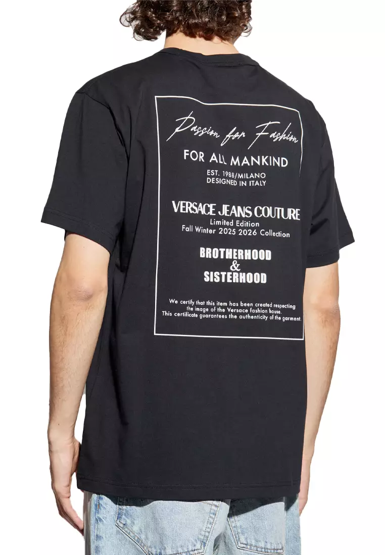 Buy Versace Jeans Couture Men's T-shirt in Black 79GAHE10