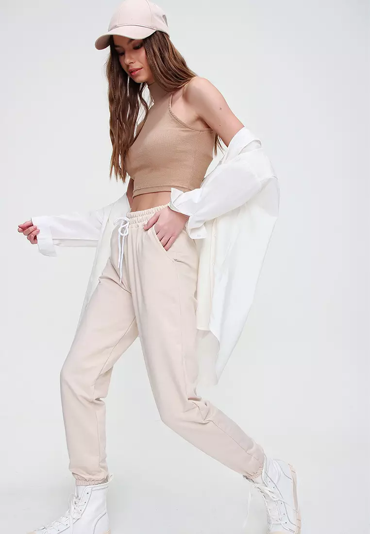 Basic Sweatpants with Elastic Waist