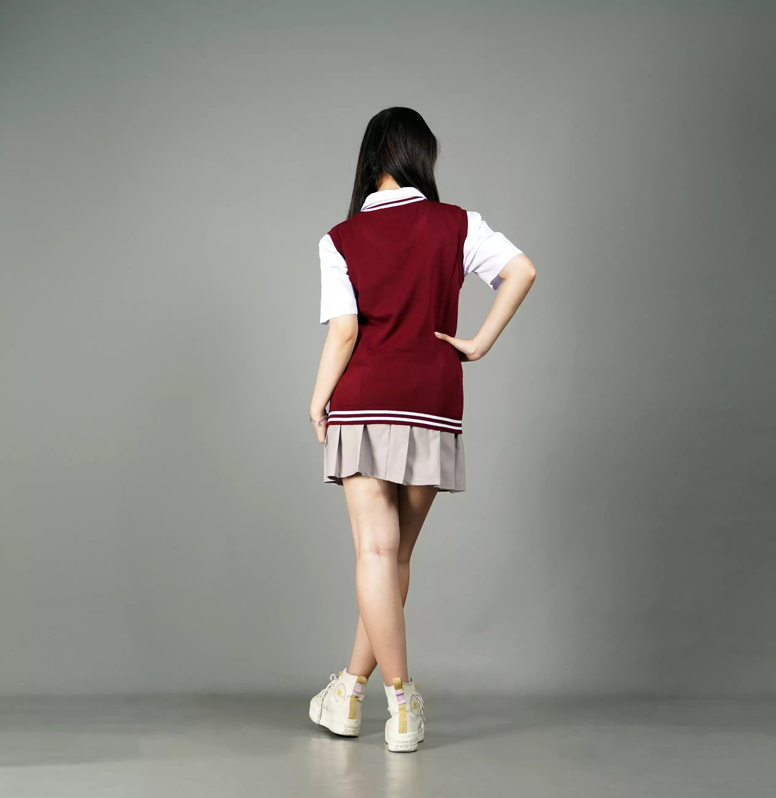 VICKY Rompi Rajut Rompi Gaya Korea Knit Vest List Putih Rompi Seragam - MARUN