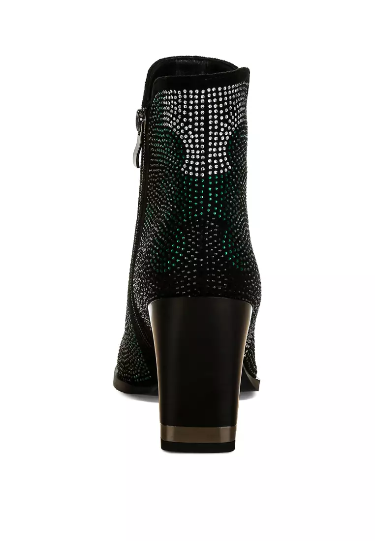 Sepatu bot hak blok berhias berlian imitasi berwarna hijau