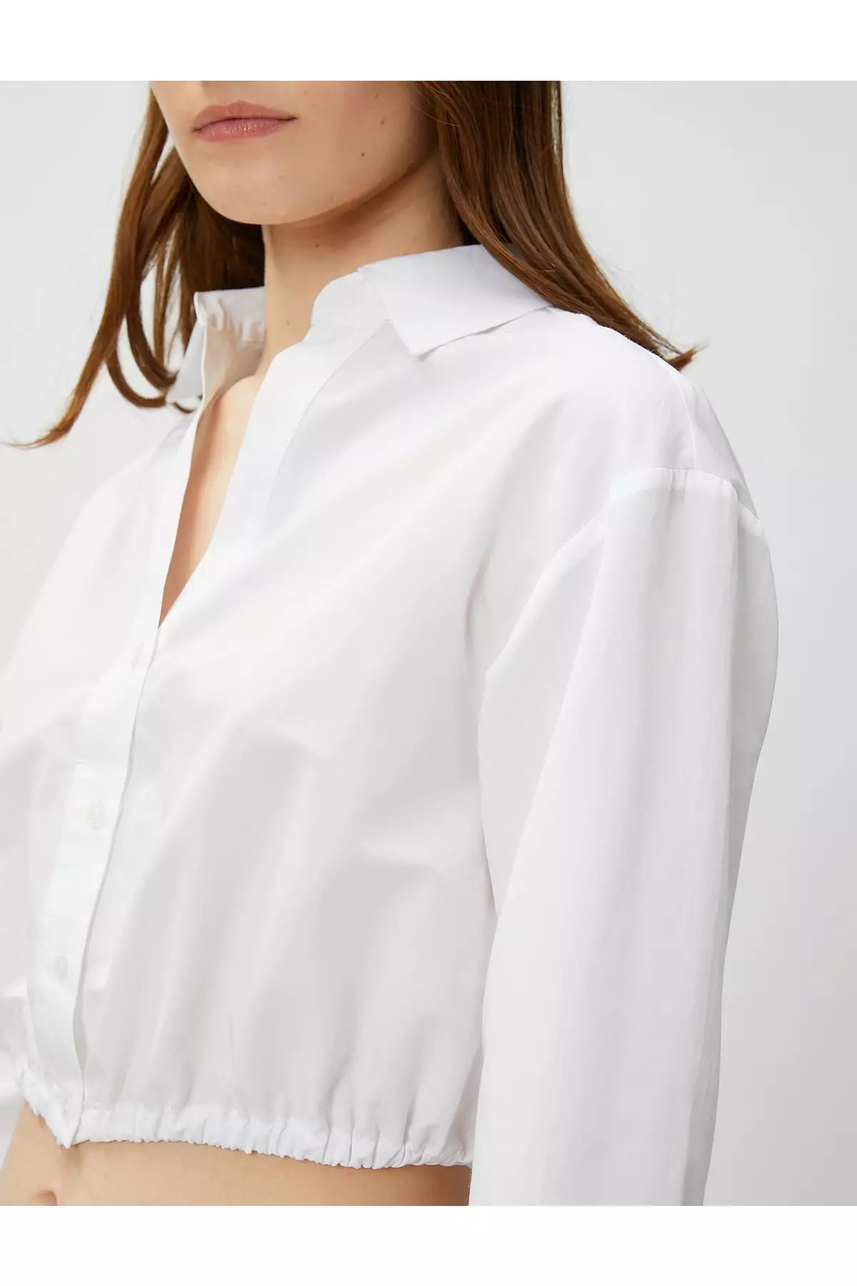 Back Detailed Crop Shirt