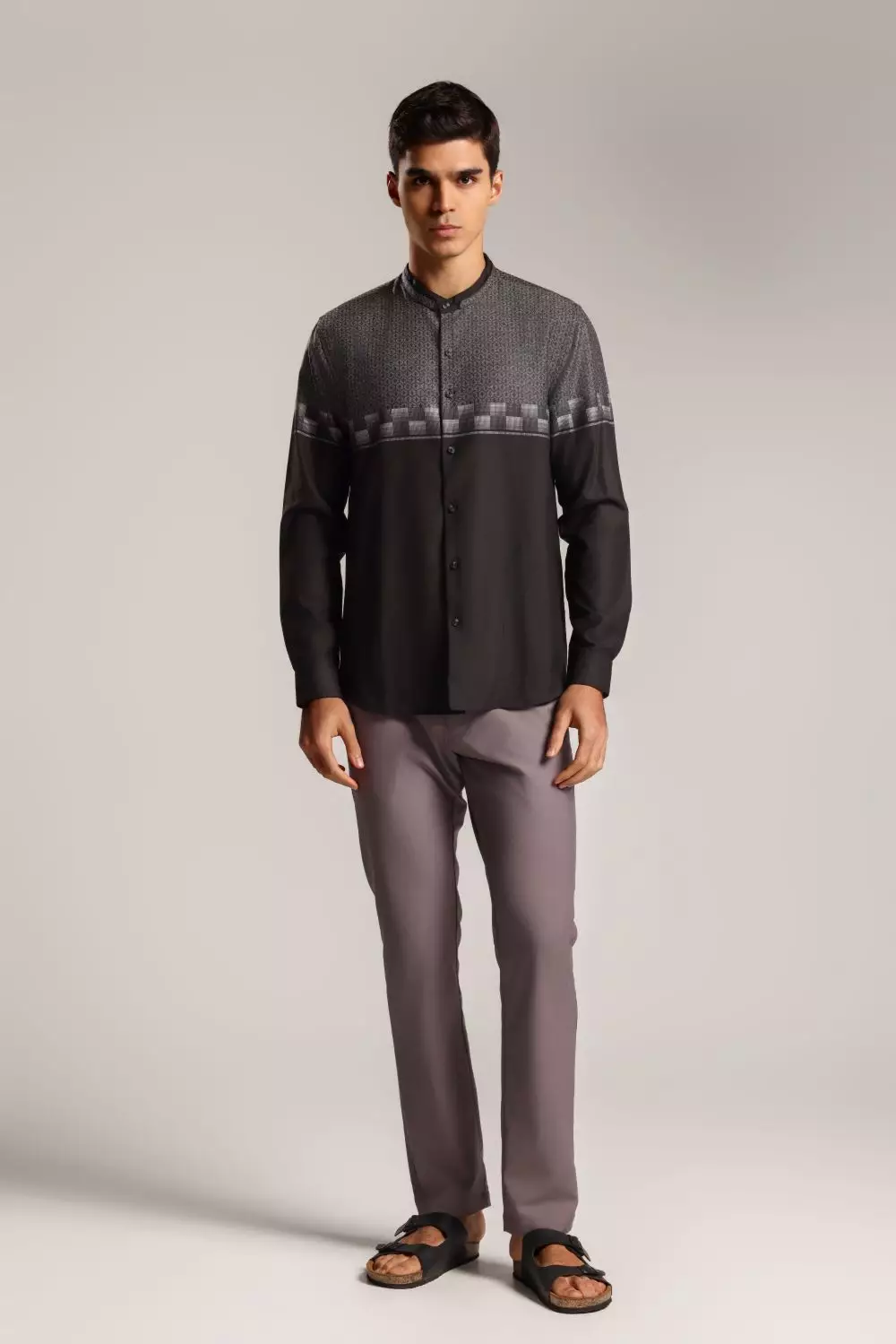 MOC Kemeja Koko Lengan Panjang Pria Maurer - Black