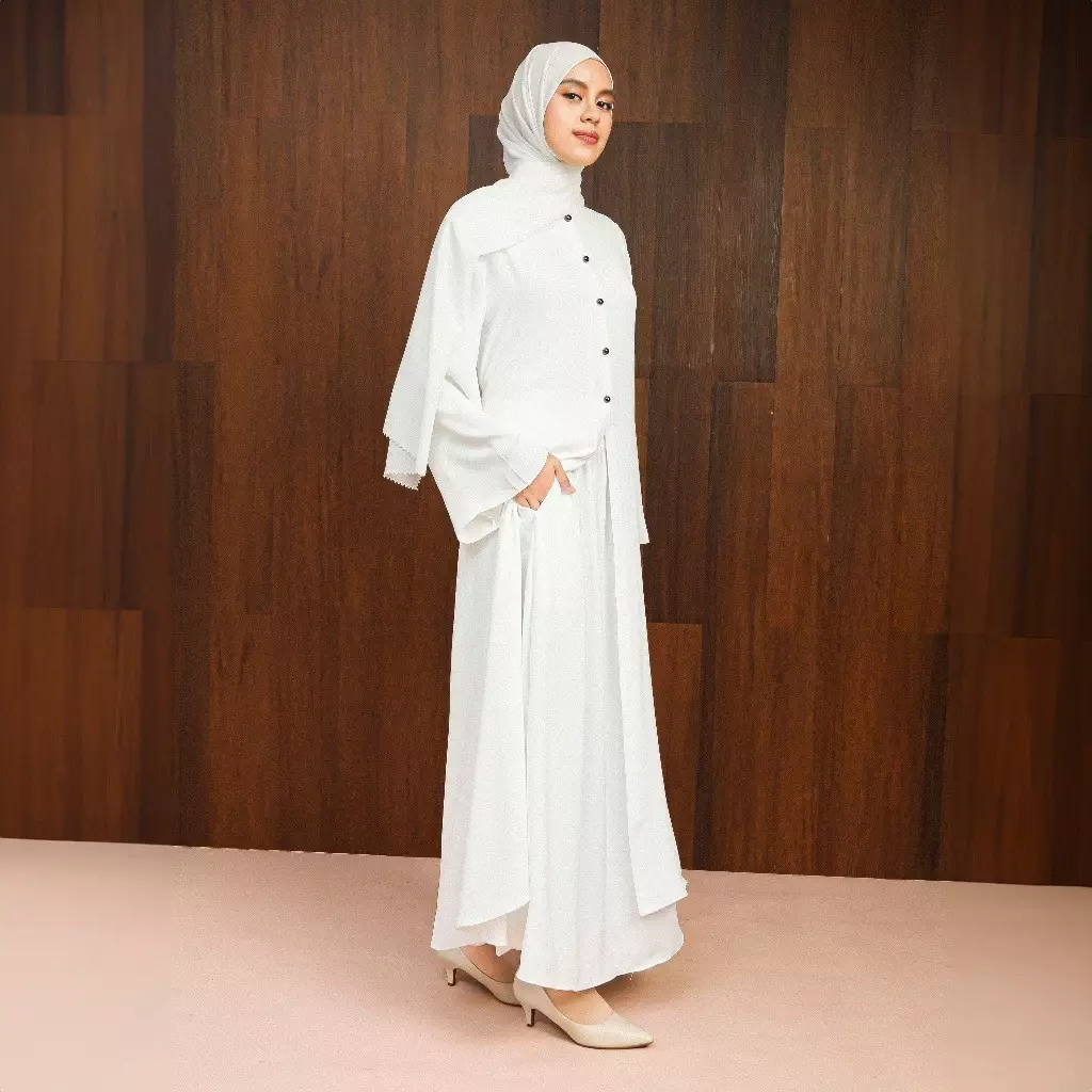 Artha Outer Dress Broken White