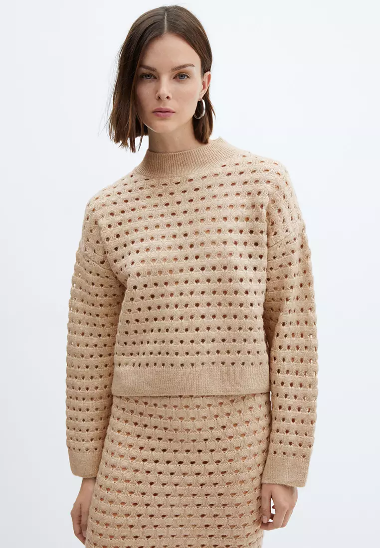 Mango knitwear store