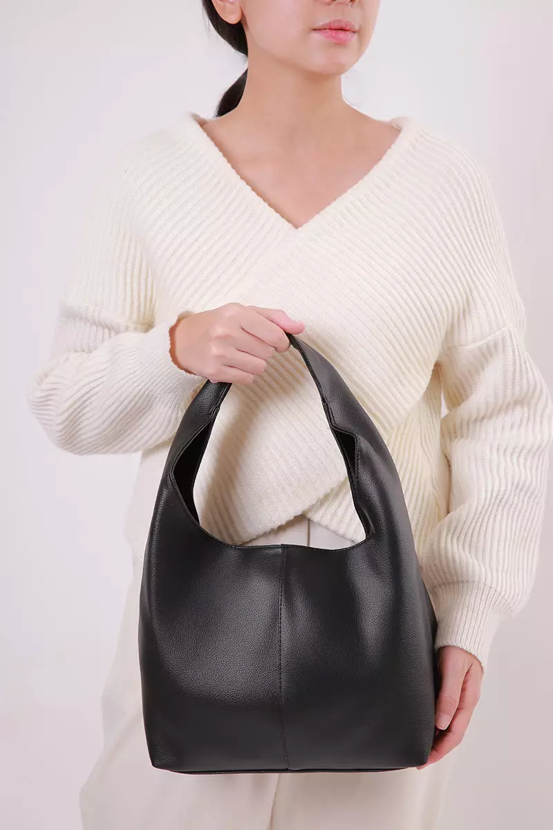 Tekka Felora Shoulder Bag Black