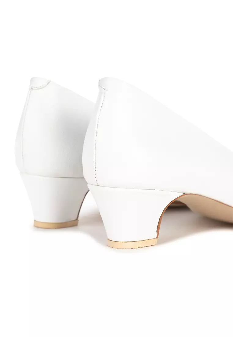 Low Heel Leather Pumps