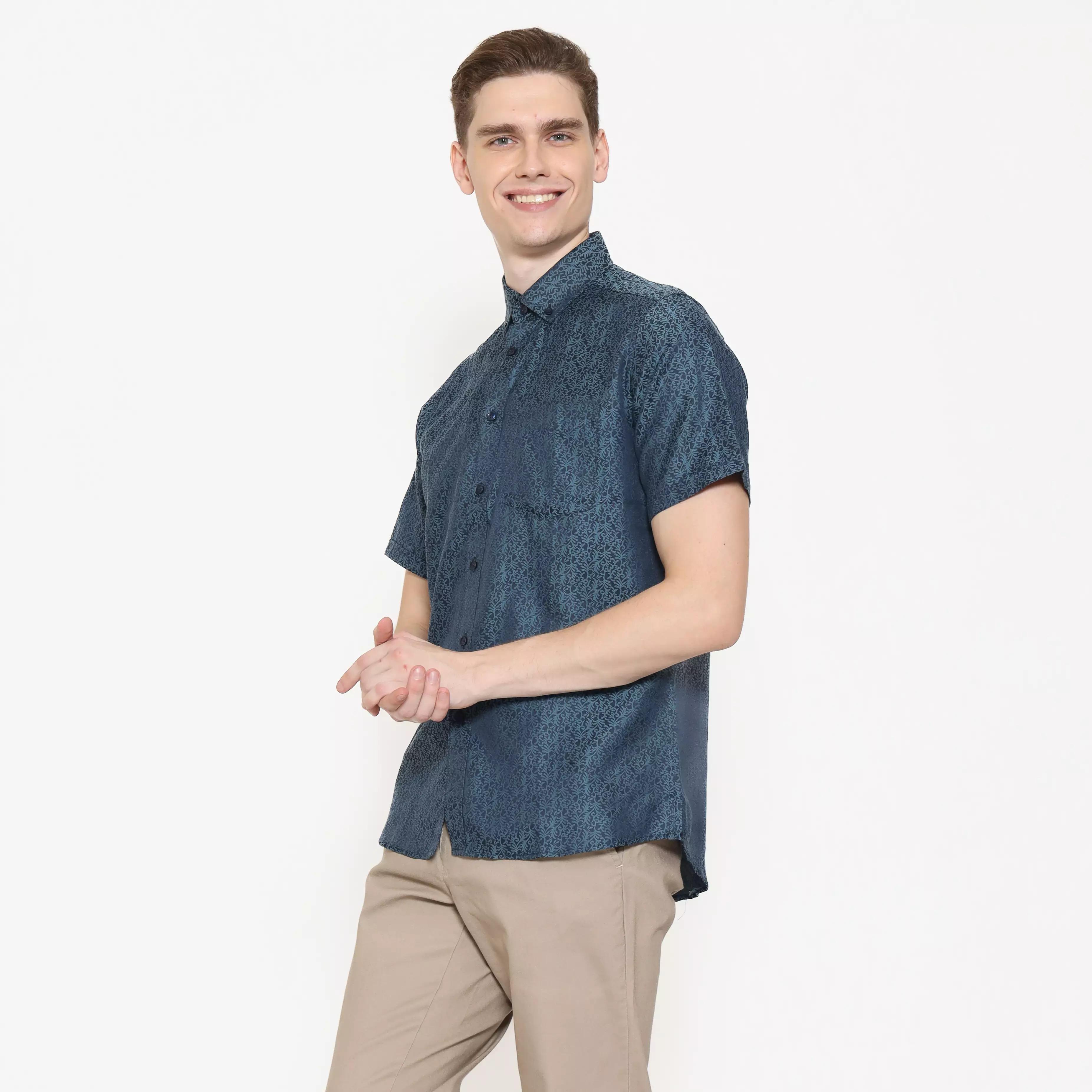 Schoeller Kemeja Formal Pria Lengan Pendek – Navy – Slim Fit | Artikel MSNS