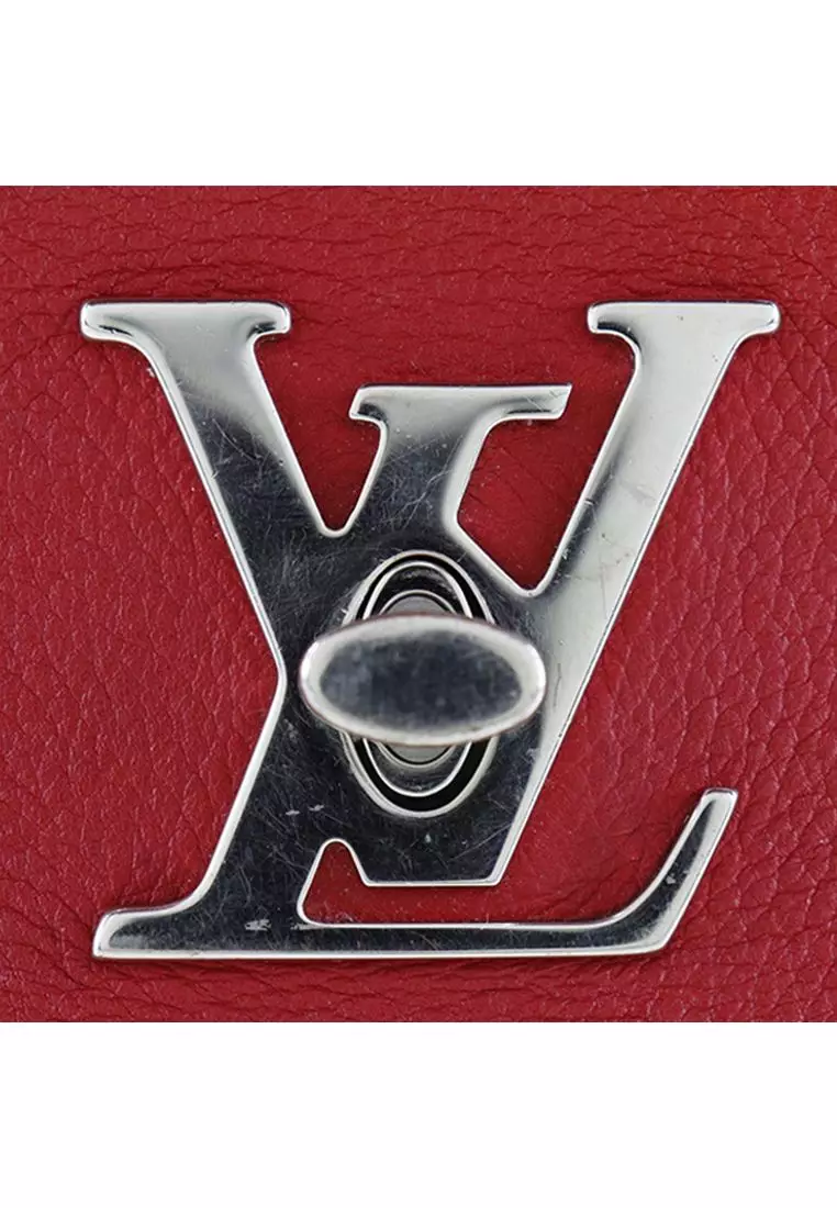 Pre-Loved Louis Vuitton Leather Lockme Ii Bb