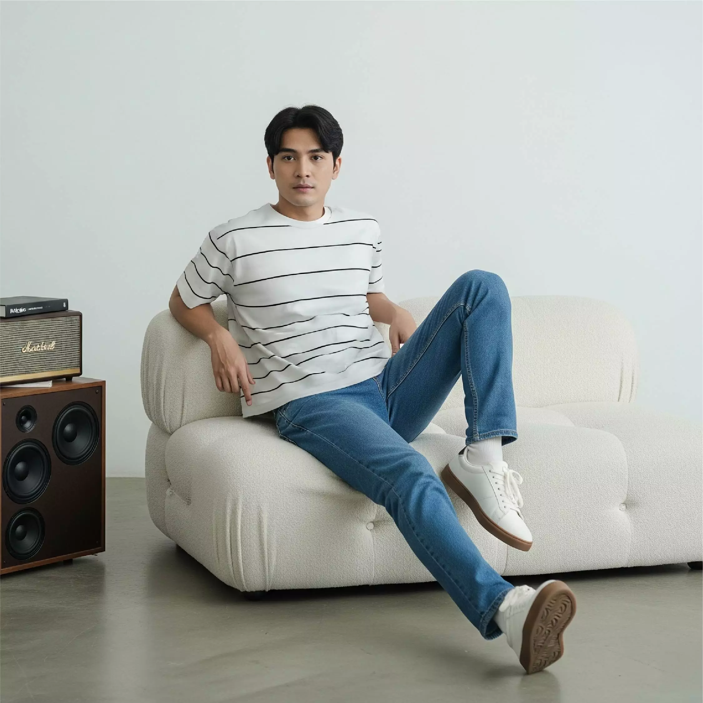 Kale EROS WHITE / Cotton Cloudy / Kaos Boxy Fit / Kaos Korea / Atasan Kaos Pria / Kaos Basic Pria