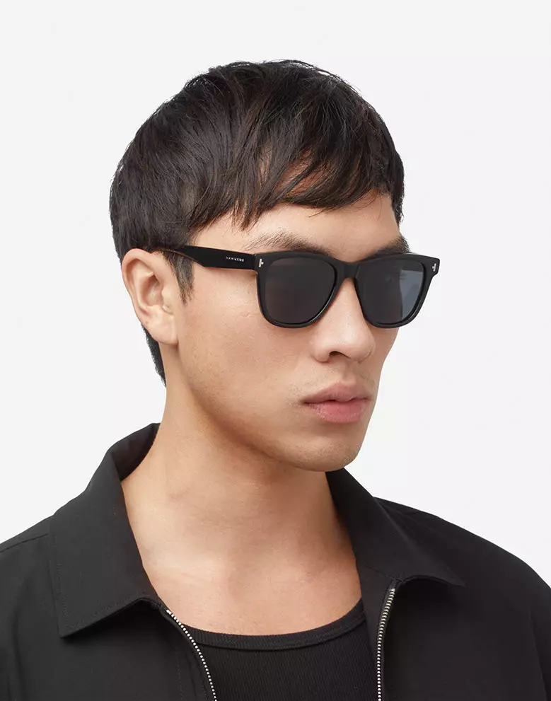 Polarized One Pair Sunglasses For Men And Women. Unisex. Official Product Designed In Spain