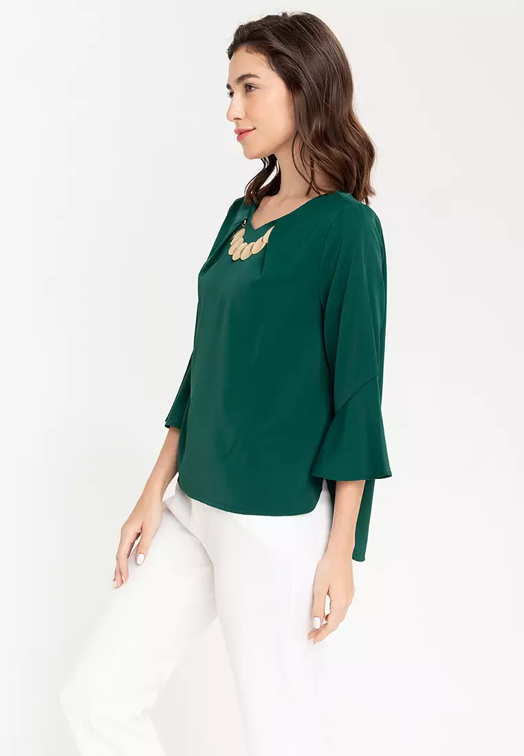 Candria Frilled Sleeves With Necklace Top
