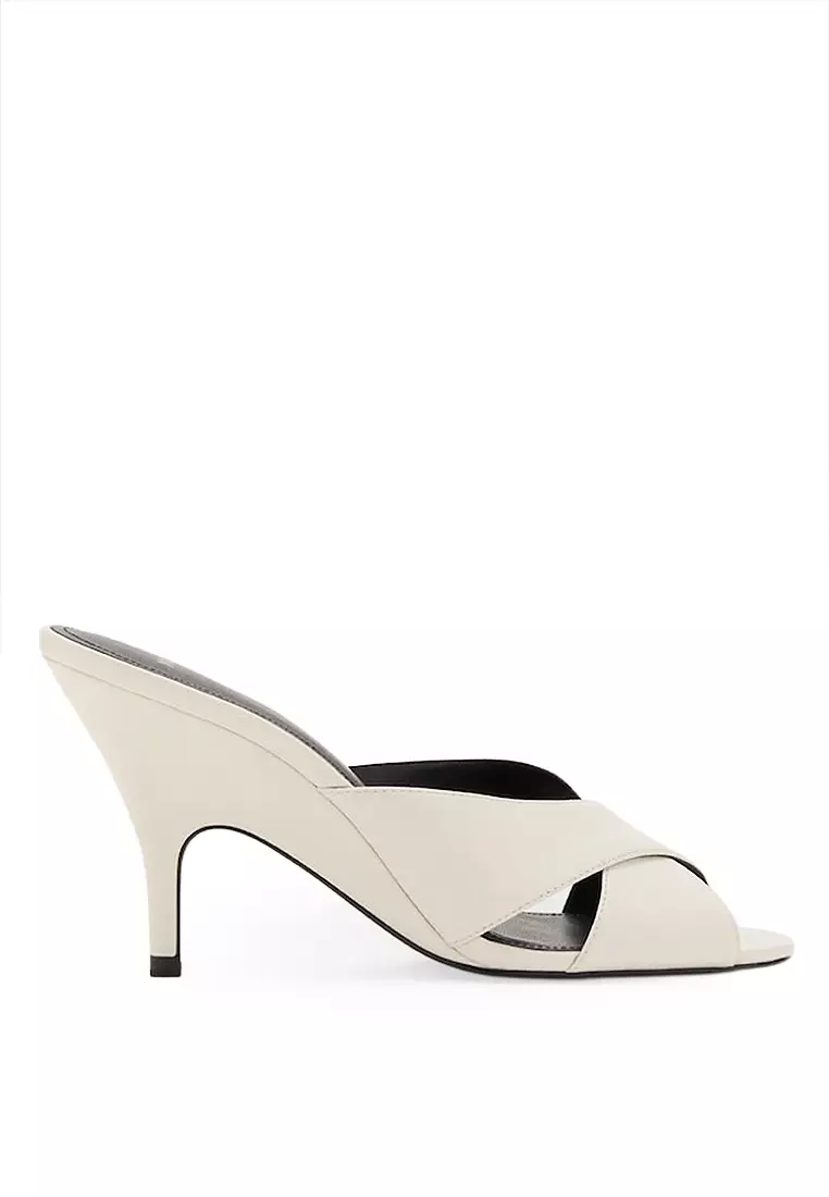 Leather Heels With Crossed Straps