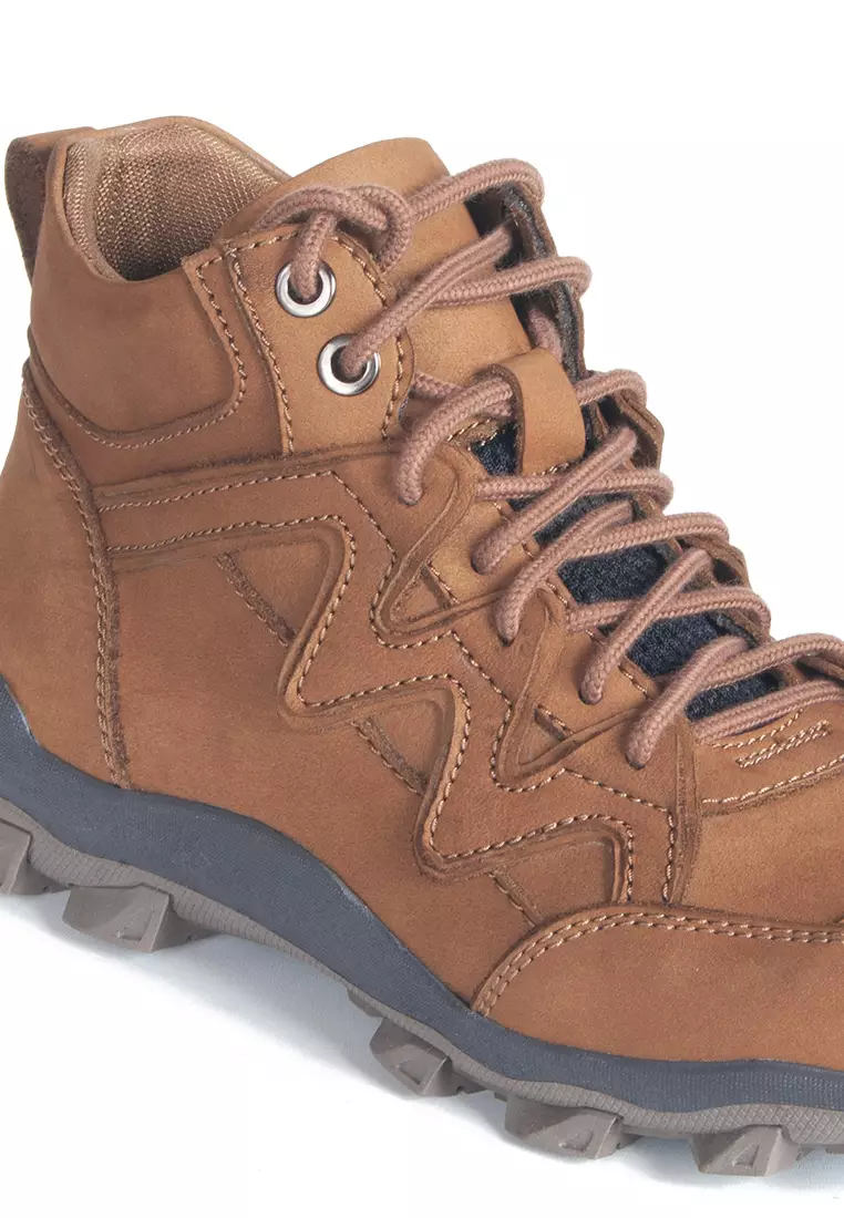 Alpine Mid Outdoor Boots