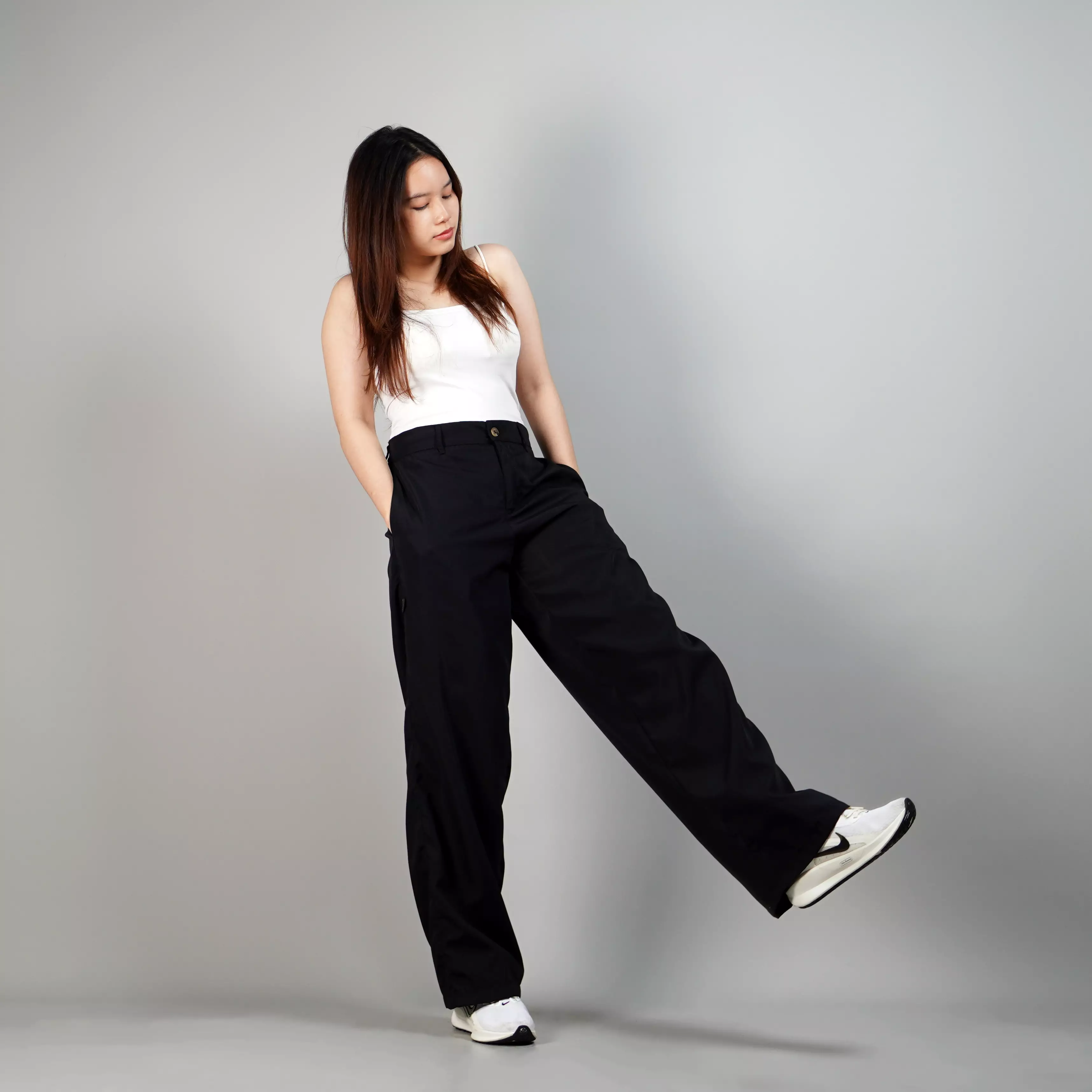 KORY Celana Wanita Loose Fit Pants Celana Loose Wanita - HITAM