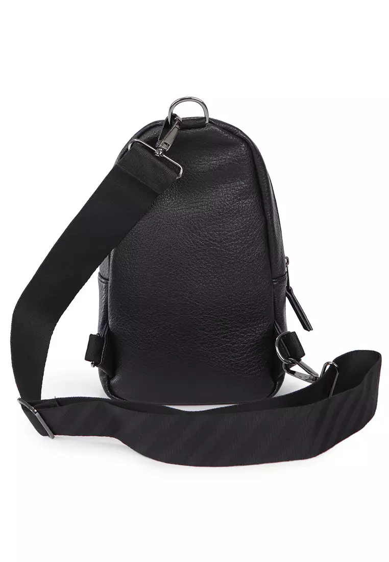 GSB STRAPPED SLING BAG BLACK