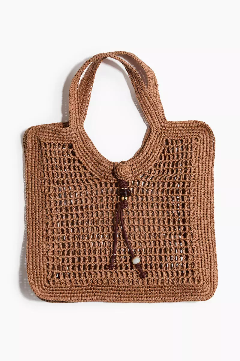 Straw tote bag