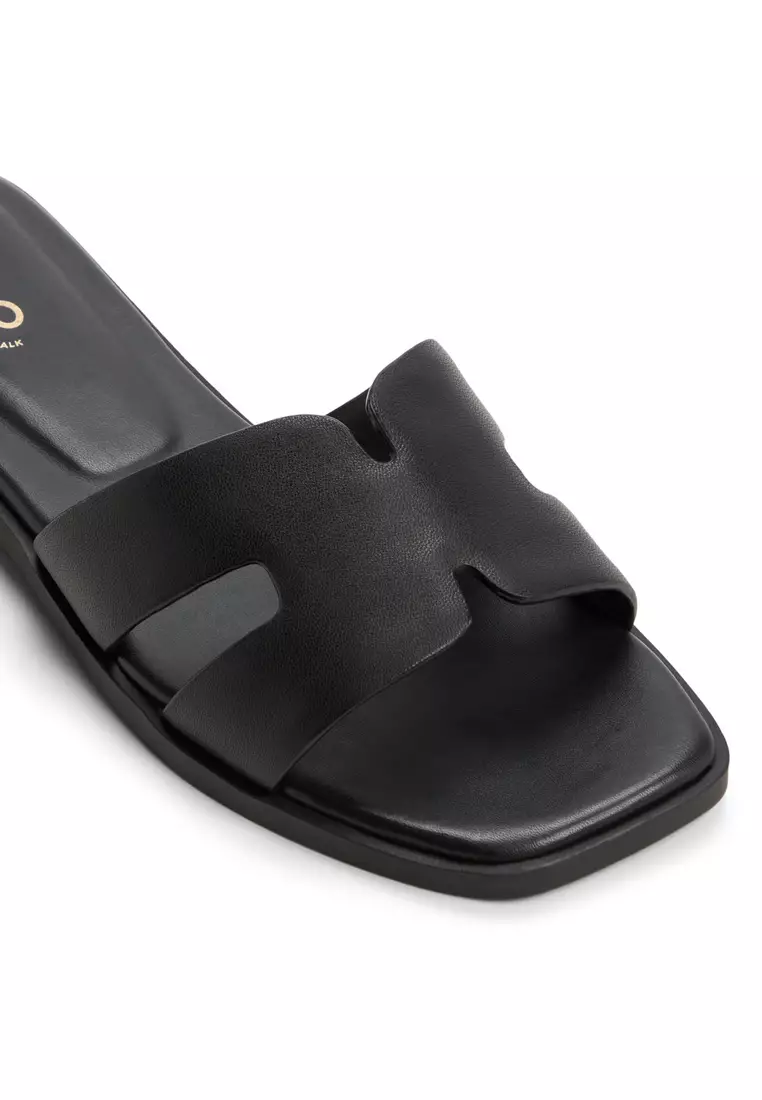 Itsandal Sandals