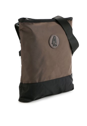 Jual Hush  Puppies  Sling Bag  201 Original ZALORA Indonesia 