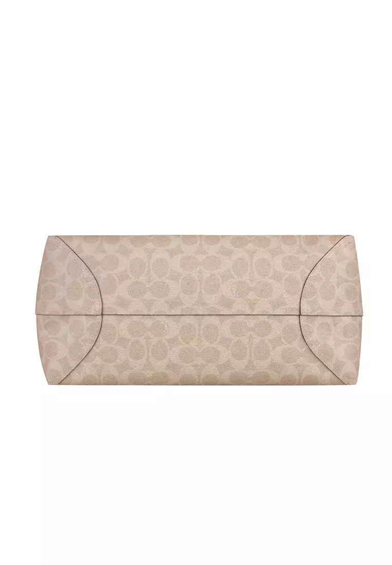 City Tote Bag In Signature Canvas CV976