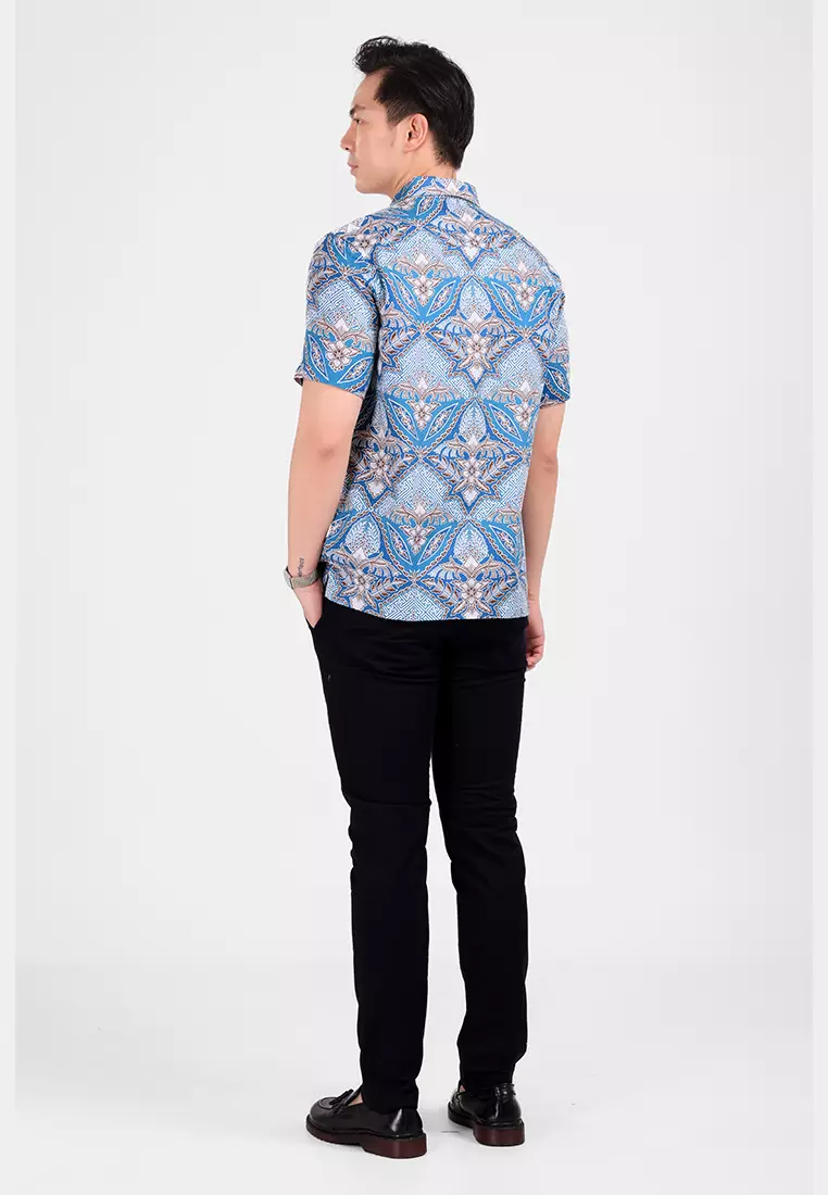 MANZONE - Kemeja Batik Lengan Pendek Pria Sayaka 1 Comfort Fit - Tosca Warna Tosca