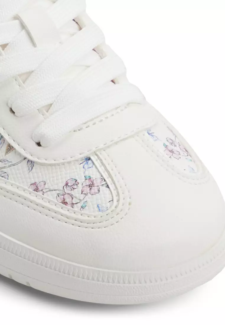 Areanne Sneakers