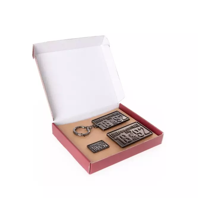 Liverpool FC  Gunmetal Badge, Keyring & Magnet Set  - Official LFC Accessories Badge, Gantungan Kunci & Magnet Set