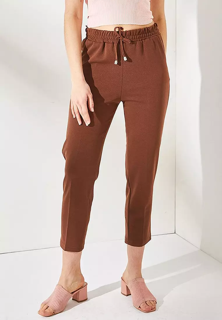 Elastic Waist Carrot Pants with Pockets