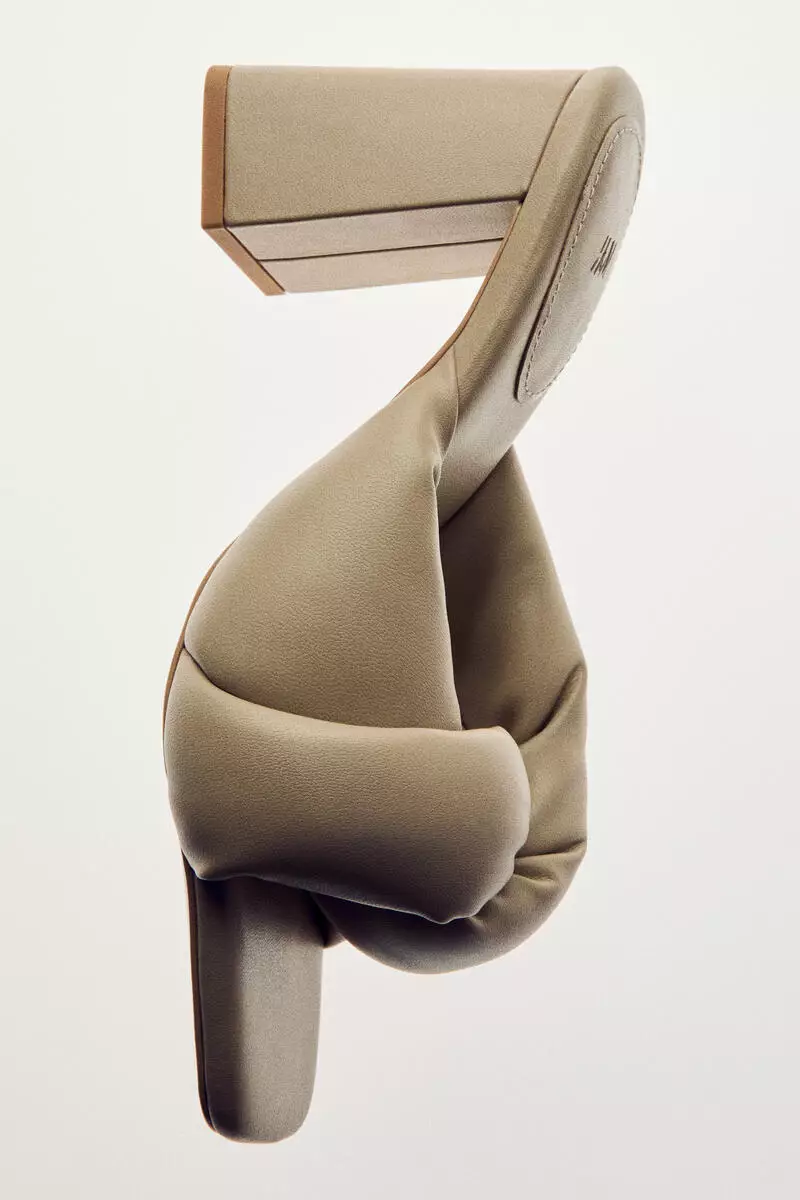 Heeled mules