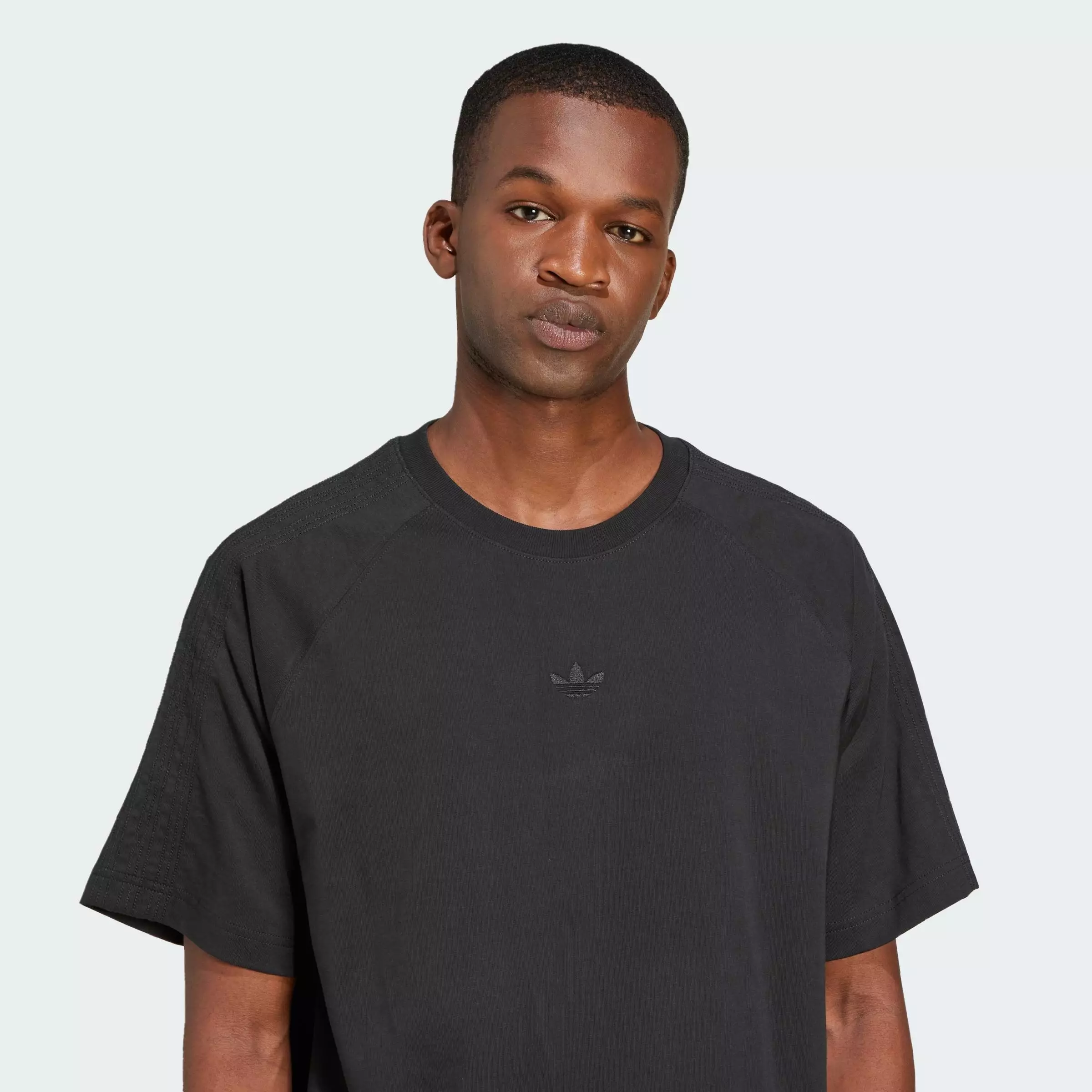 Lifestyle Premium Essentials Tee Men Black JC9570