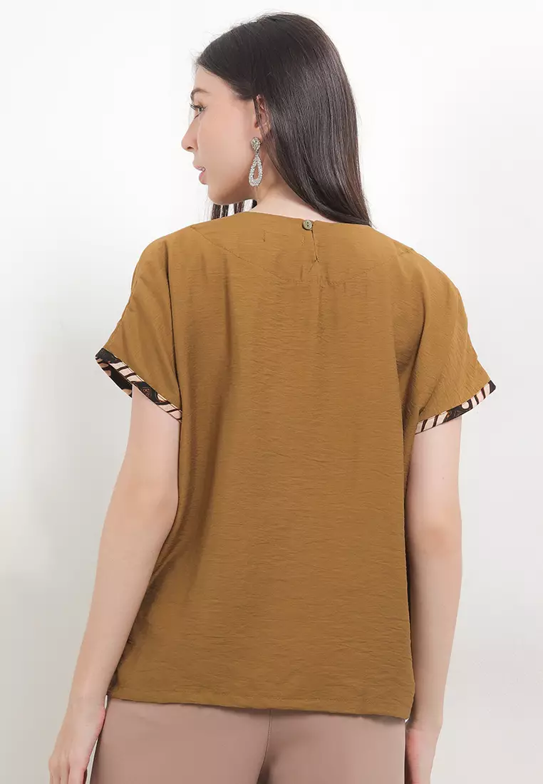 Fira Top Blouse Batik Cap Lengan Pendek