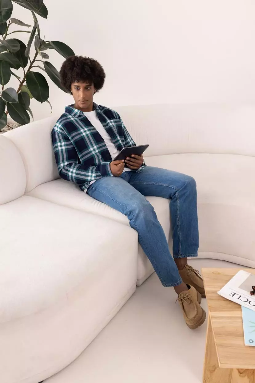 POLICE Kemeja Kotak Twill Hijau Regular Fit Lengan Panjang Pria