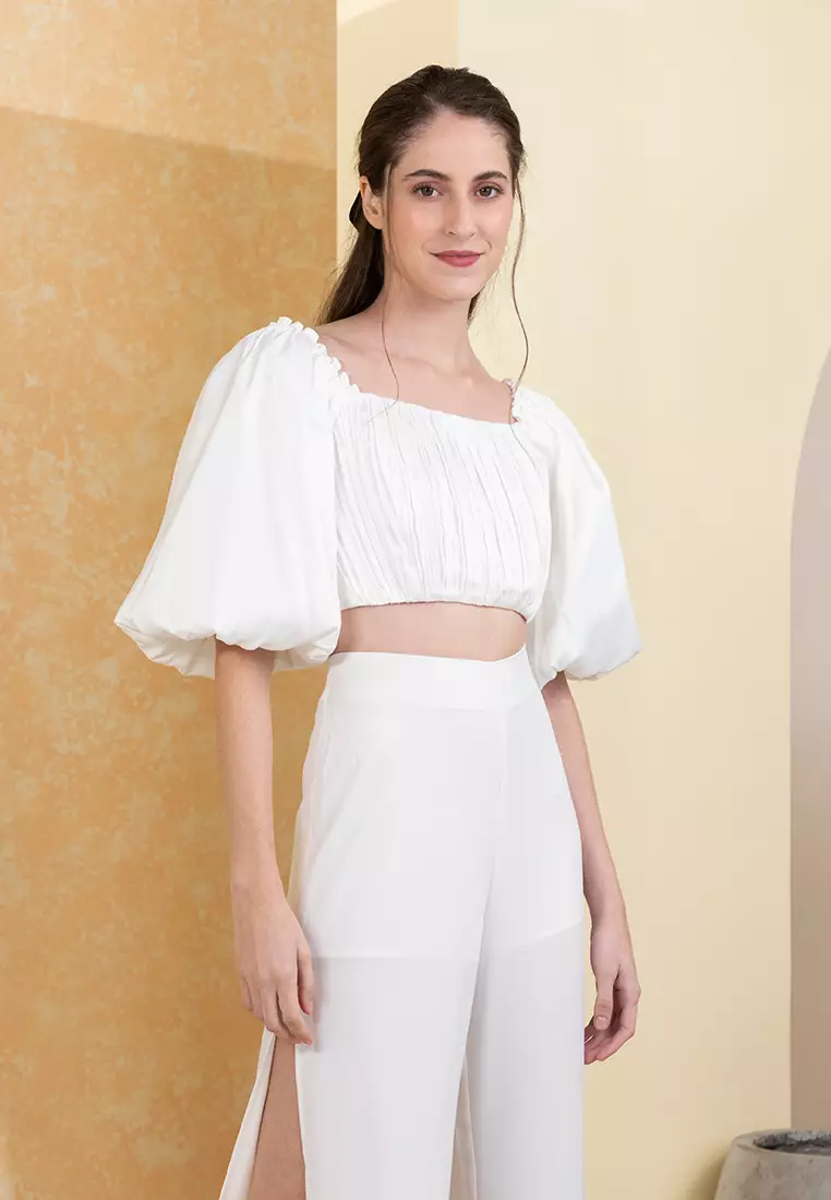White puff sleeve shop top