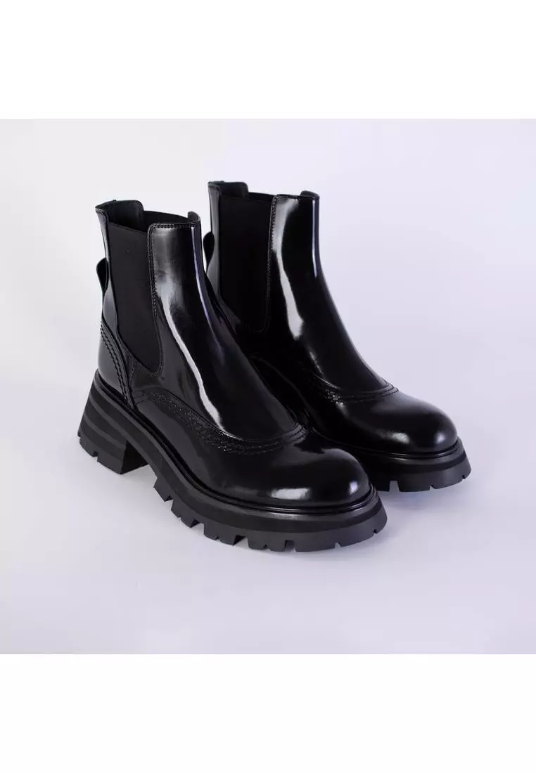 Alexander mcqueen leather ankle sale boots