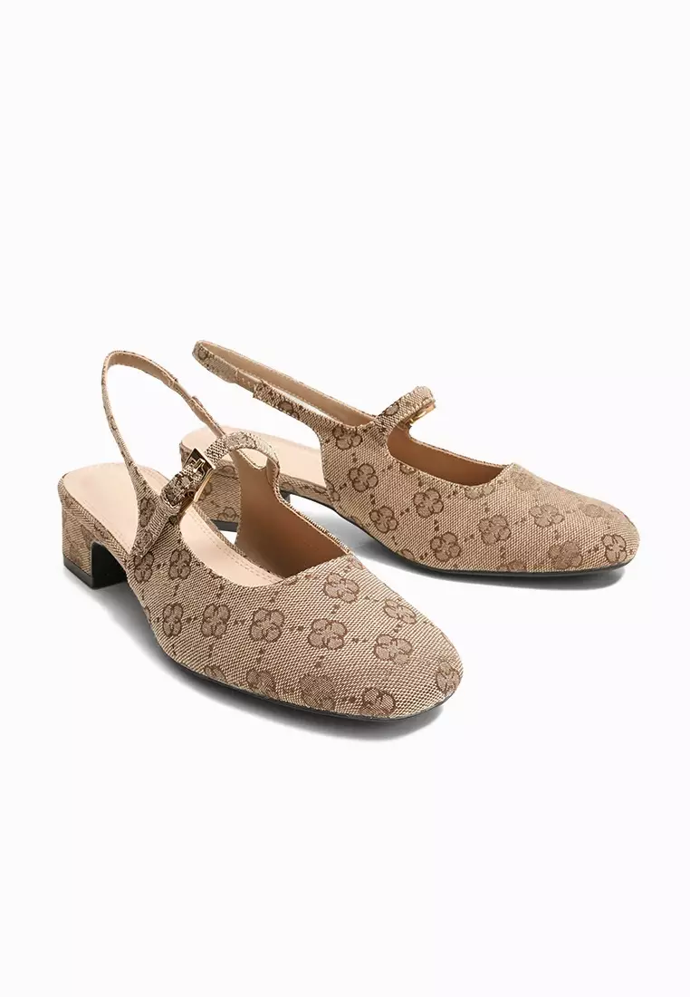 Charisse Pumps