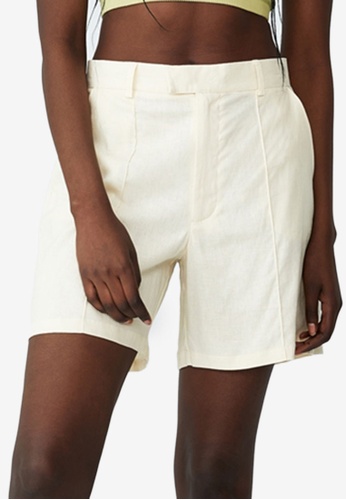 Cotton On yellow Darcy Tailored Linen Blend Shorts B277CAABFA195DGS_1