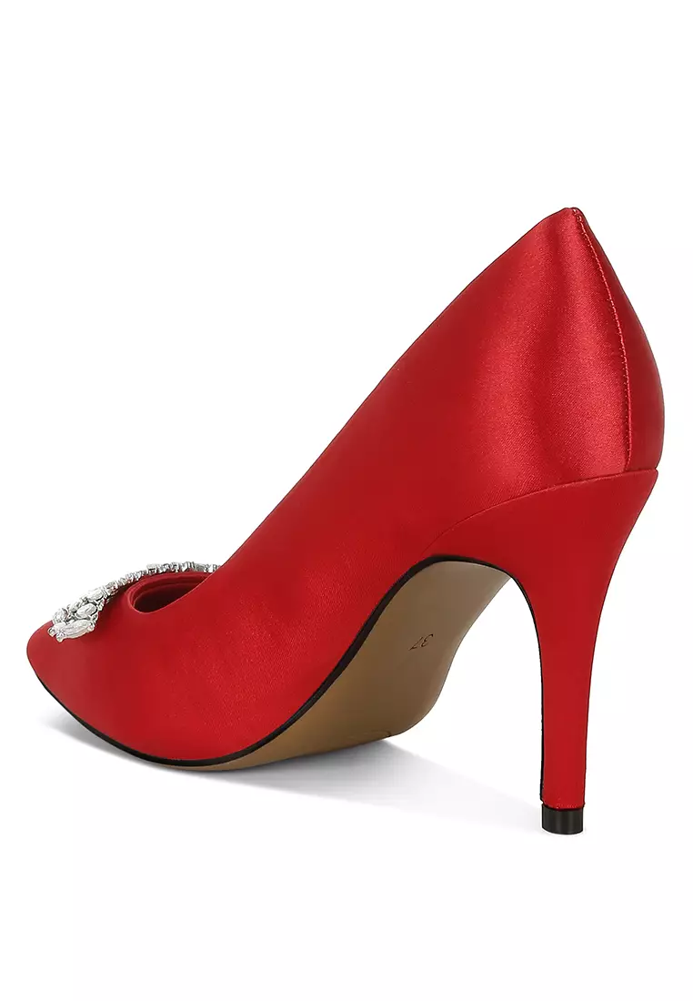 Diamante Brooch Detail Satin Pumps In Red