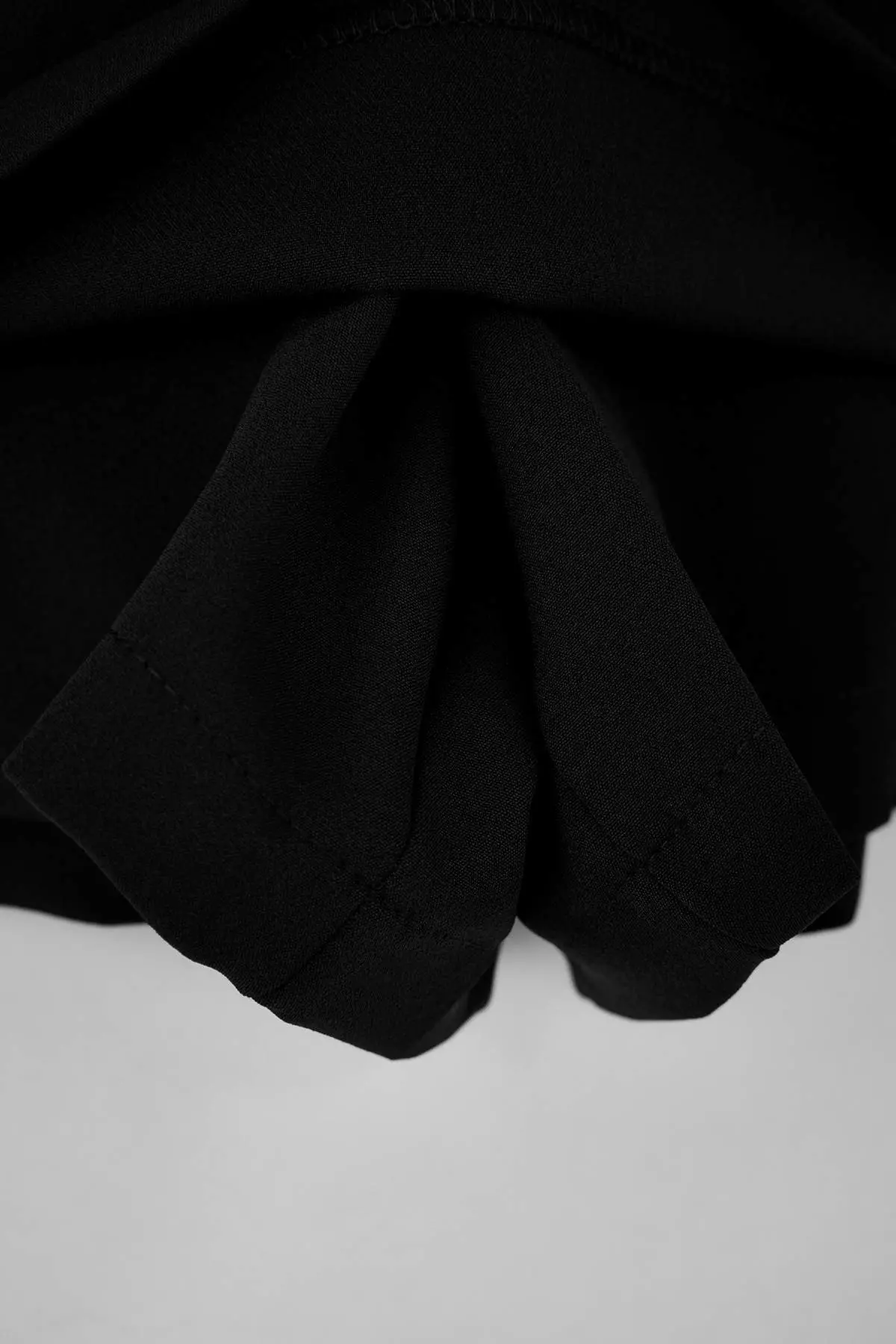 Black Belted Mini Plus Size Woven Shorts Skirt Shorts & Bermuda Tbbaw26Ap00010