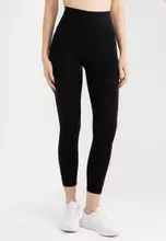 Black/Black