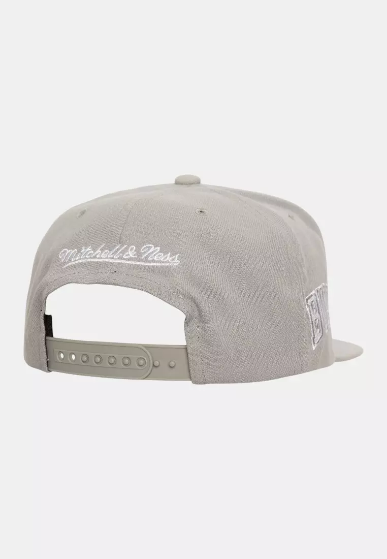 Chicago Bulls Evergreen Grey White Snapback Cap