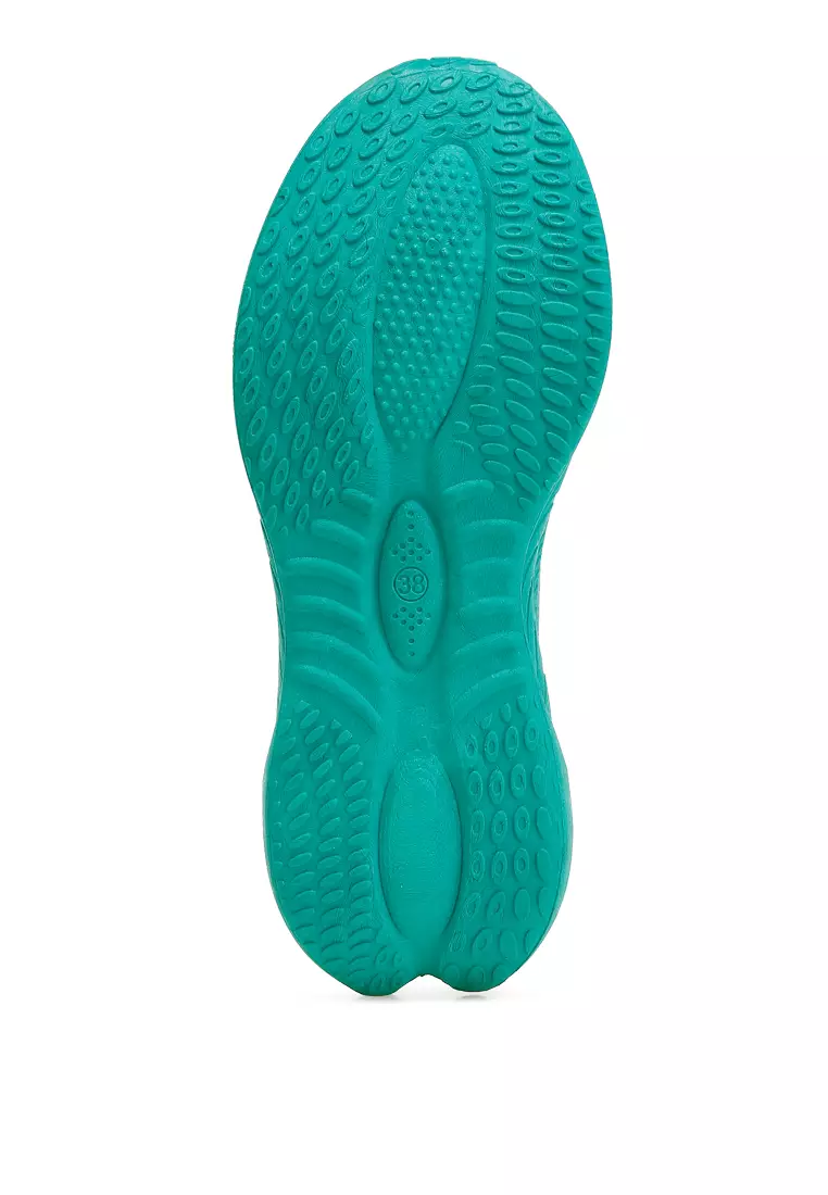 Gradient Flyknit Sneakers in Green