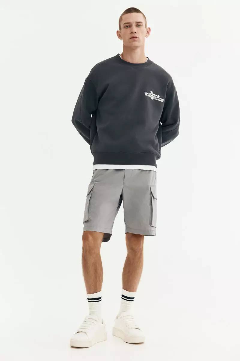 Regular Fit Nylon cargo shorts