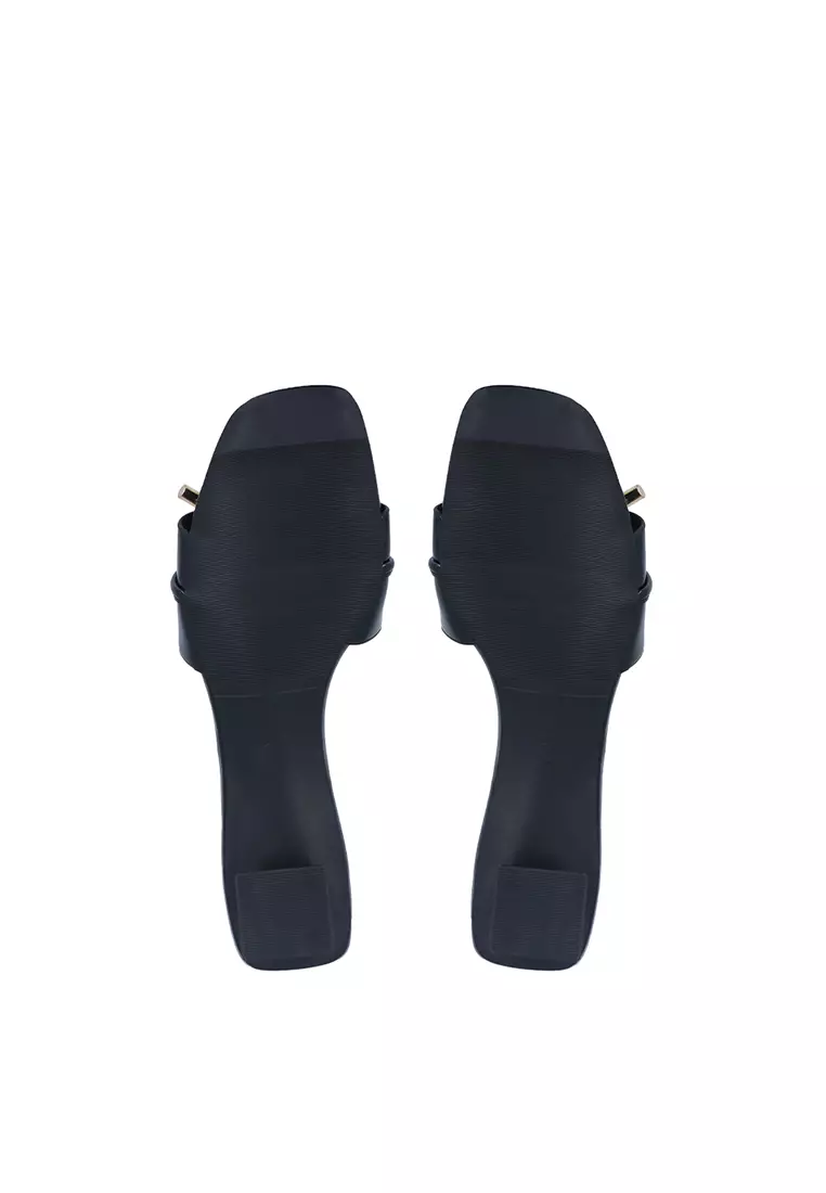 Black Glossy Chunky Heeled Sandals