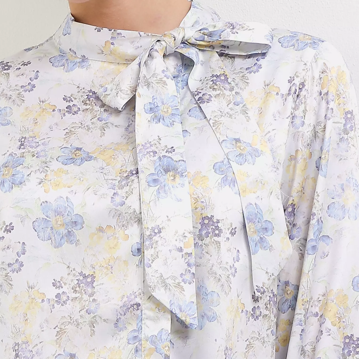 MFMW Aycel Atasan Blouse Satin Blue Motif Bunga