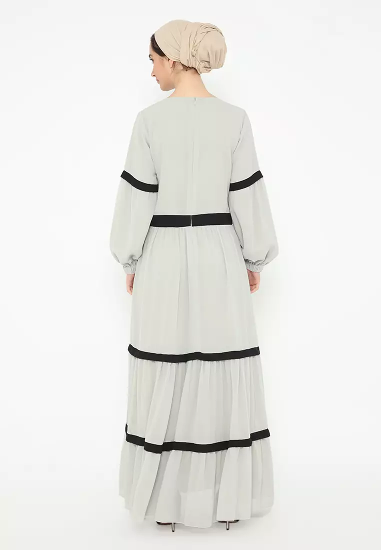 Belvina Dress Light Grey