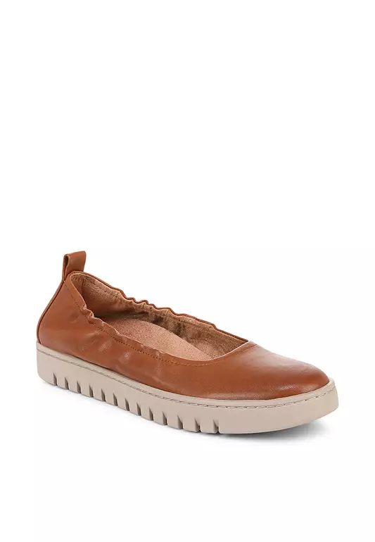 Journey Uptown Ballet  Women's Casual