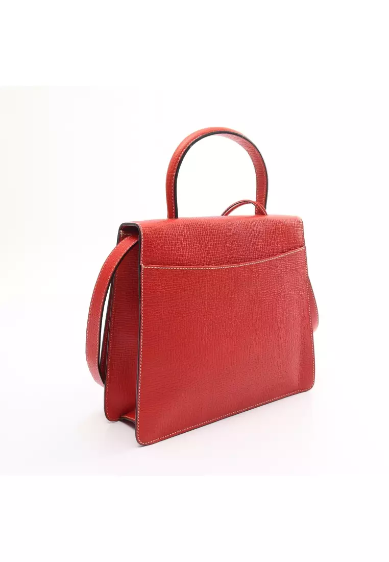 Loewe red 2025