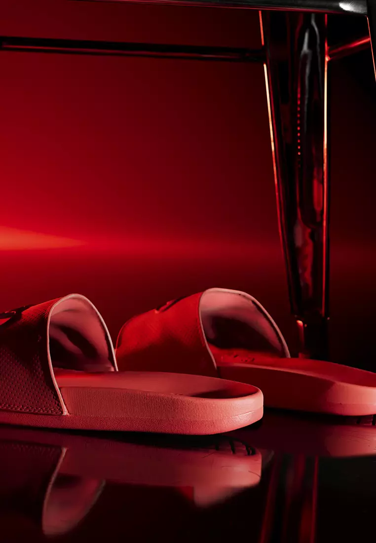 Audi Revolut F1 Team Adilette Comfort 拖鞋