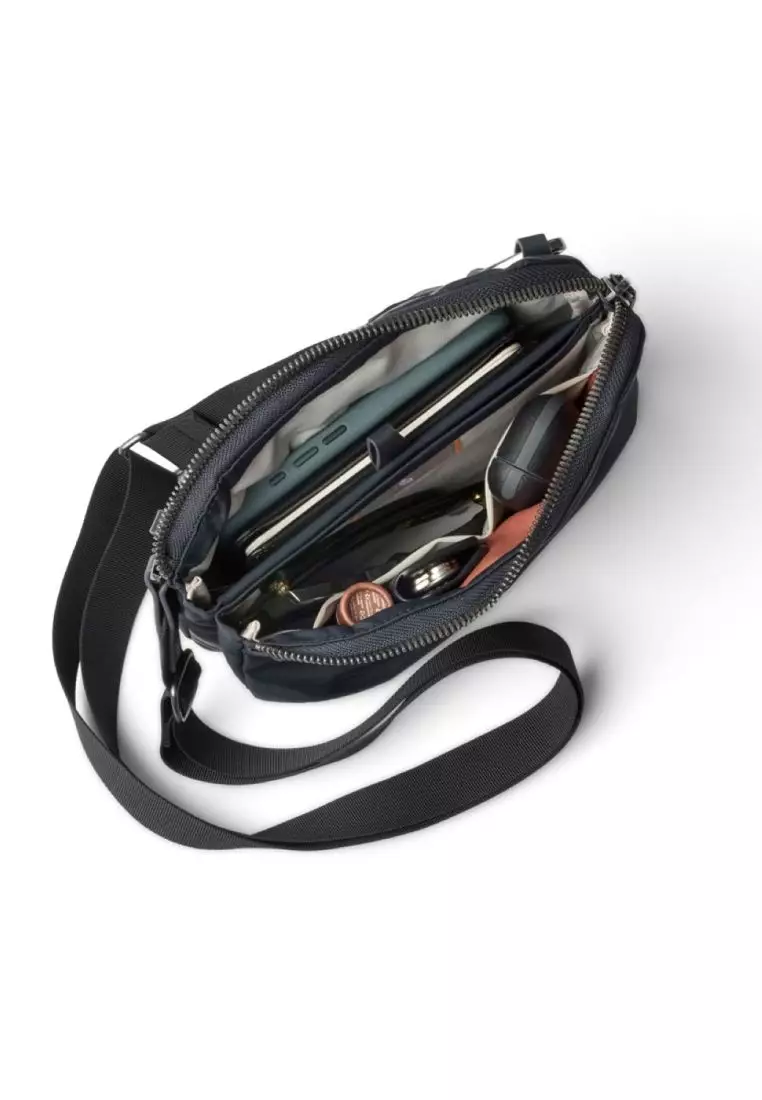 Bellroy Tokyo Side Bag - Navy